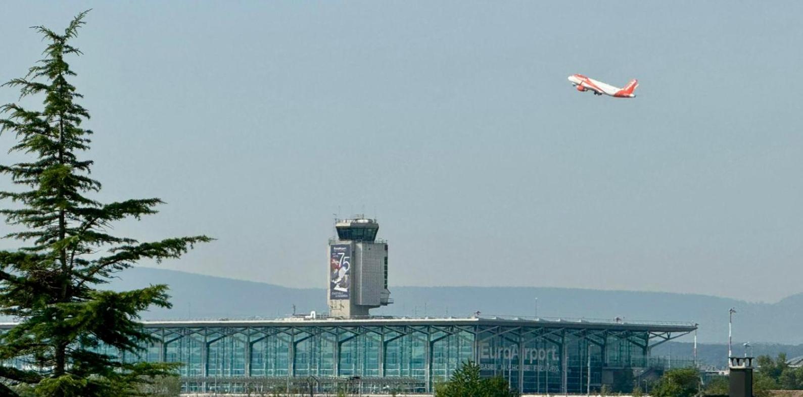 Homely Basel Airport Сен-Луи Экстерьер фото